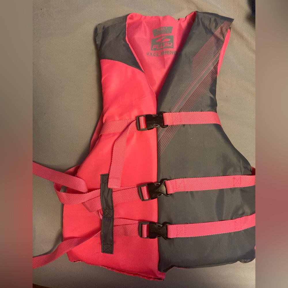 Fluid aquatics life jacket!